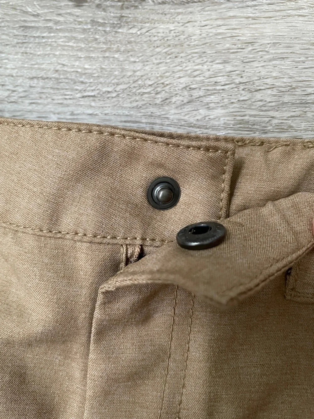 Cat & Jack khaki shorts size 18 months